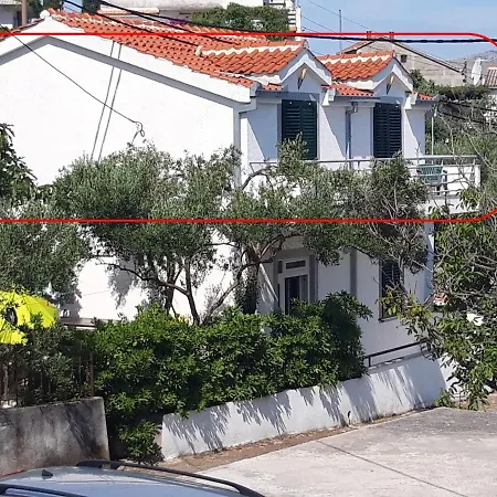 A 4 W Big Terrace Sea View & Close To Apartment
