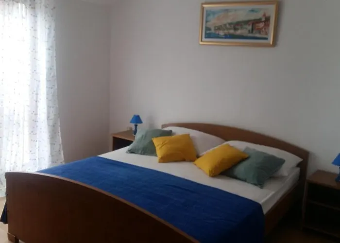 A4 W Big Terrace Great Sea View Close To דירה טרוגיר
